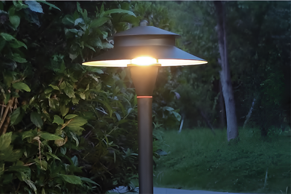 Keep Haloitte Lighting Solid Brass Path Light
